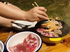 В машине, Парочка, Индианки, Лизание, Оргазм, На публике, Молоденькие, Тайки