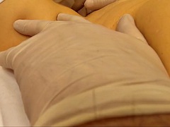 Handschoenen, Likken, Rijpe lesbienne, Moeder die ik wil neuken, Tepels, Verpleegster, Orgasme, Gezichtspunt