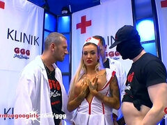 アジア人, ブロンド, フェラチオ, ぶっかけ, イく瞬間, 乱交, 巨大, オッパイの