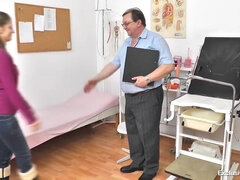 Culo, Mamada, Morena, Polla, Médico, Fetiche, Penetracion con dedos, Ginecologo