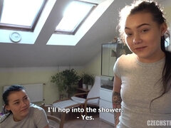 18 ans, Gros cul, Gros seins, Tchèque, Hd, Fait maison, Pov, Plan cul à trois