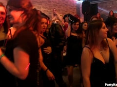 Verga grande, Vestidas, Polla, Hembra, Pajear, Sexo duro, Orgía, Fiesta