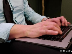 Pijpbeurt, Homo, Handbeurt, Aftrekken, Spier, Kantoor, Anaal likken, Zuigen