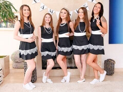 Любители, Пальцем, Группа, Поцелуи, Лесбиянка, Крошечные, Бритые, Стриптизерша