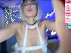 Big ass Latina with glasses masturbates deep with the dildo: Big Ass, Amateur Brunette Porn