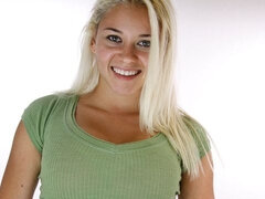 Blondine, Handjob, Nackt, Penis, Entkleiden, Tätowierung, Jungendliche (18+), Titten