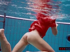18 jaar, Strand, Badpak, Hd, Naakt, Nudist, Biljart, Softcore pornografie
