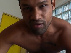 Américain, Noire, Éjaculer dans la bouche, Muscle, Rugueux, Rasée, Espagnole, Tatouage