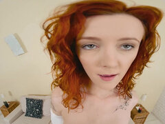 Red-haired beauty Cherry Candle and sex in VR
