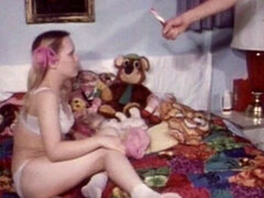 Amateur, Grosse bite, Sucer une bite, En levrette, Pigtail, Adolescente, Nénés, Rétro ancien