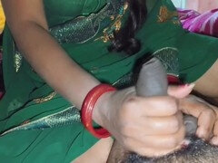 18 jahre, Leie, Tante, Grosser schwanz, Blasen, Handjob, Nippel, Zierlich