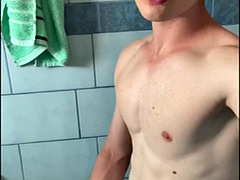 Amateur, Salle de bains, Grosse bite, Tir de sperme, Queue, Homosexuelle, Branlette thaïlandaise, Masturbation