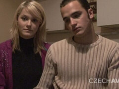 Amateur, Rubia, Mamada, Madres para coger, Bragas, Afeitado, Estriptis, Tetas