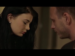 Sucer une bite, Bondage, Brunette brune, Tir de sperme, Doigter, Mamelons, Chatte, Voyeur