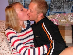 Schlafzimmer, Grosser schwanz, Blondine, Hundestellung, Schmerz, Dürr, Jungendliche (18+), Titten