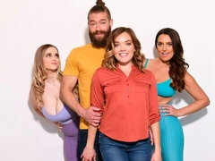 Enthousiasteling, Grote kont, Grote mammen, Pijpbeurt, Lul, 1 man 2 vrouwen, Moeder die ik wil neuken, Douche