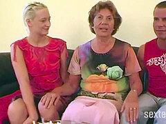 Amateur, Mamada, Alemán, Casero, Madres para coger, Coño, Trio