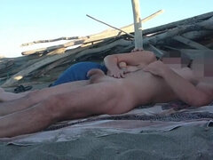 Atrapados, Hd, Italiano, Madres para coger, Nudista, Al aire libre, Público, Voyeur