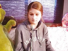Leie, Braunhaarige, Sperma im mund, Spermaladung, Kehlenfick, Aufs gesicht abspritzen, Familie, Selbstgemacht