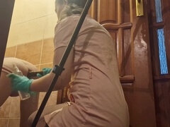 Anastasia Mistress disciplines Sasha Earth gimp with a lengthy black toy in the backdoor in the restroom