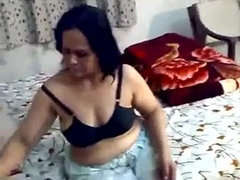 Arabe, Brunette brune, Poilue, Hard, Mère que j'aimerais baiser, Chatte