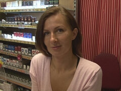 Schönheit, Braunhaarige, Handjob, Reif, Milf, Pov, Öffentlich, Rasiert