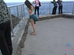 Amateur, Bikini, Morena, Corrida, Novia, Gafas, Pezones inflados, Afeitado