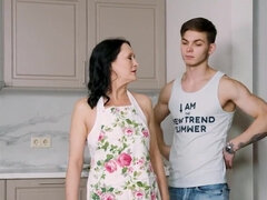 Большие сиськи, Минет, Дилдо, Бабушки, Хд, Киски, Бритые, Игрушки