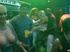 Blasen, Verein, Tanzen, Puppe, Lesbisch, Orgie, Muschi, Swingers