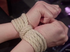 Anaal, Bondage discipline sadomasochisme, Gebondenheid, Vingeren, Vernedering, Ondergoed, Straf, Kut duiken