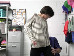 Büro, Rasiert, Kurzes haar, Sich ausziehen, Taboo, Hoch, Jungendliche (18+), Titten