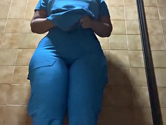 CAMERA IN HOSPITAL DESERVES A peeing nurse with a big ass