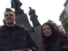 フェラチオ, 浮気する, チェコ, 指いじり, なめる, ハメ撮り, 現実, ティーン