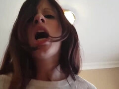 Enthousiasteling, Anaal, Grote mammen, Handbeurt, Interraciaal, Moeder die ik wil neuken, Klein, Vrouw