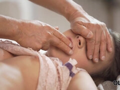 茶髪の, ヨーロピアン, なめる, オマンコ, 剃毛, ガリガリ, ティーン, オッパイの