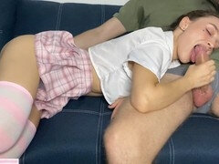 18 jahre, Paar, Sperma im mund, Spermaladung, Süss, Handjob, Zierlich, Jungendliche (18+)