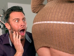 69 negenenzestig, Kont, Grote kont, Grote mammen, Blond, Pijpbeurt, Handbeurt, Moeder die ik wil neuken