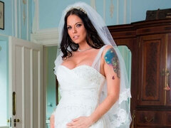 Большая жопа, Большие сиськи, Минет, Собачьи, Ласковые ручки, Милф, Тату, Свадьба