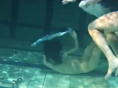 Rubia, Morena, Erótico, Al aire libre, Piscina, Ruso, Adolescente, Tetas