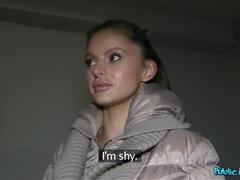 Blonde, Sucer une bite, Queue, Européenne, Fait maison, Public, Réalité, Timide