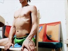 Amateur, Éjaculation interne, Européenne, Homosexuelle, Branlette thaïlandaise, Compilation de branlettes, Masturbation, Solo