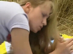 Blond, Zichtbare schaamlippen, Sperma, Nudist, Slipje, Gezichtspunt, Strak, Speelgoed