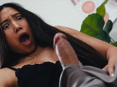 Asiatique, Sucer une bite, Médecin, Futanari, Hd, Interracial, Jeunes transsexuelles thaïlandaises, Surprise