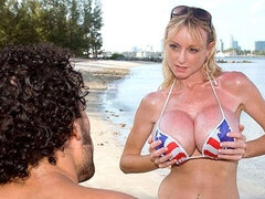 Gros seins, Bikini, Blonde, Lunettes, Branlette thaïlandaise, De plein air, Pov, Nénés