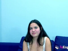 Gorge profonde, En levrette, Européenne, Nue  à poil, Seins naturels, Public, Espagnole, Nénés