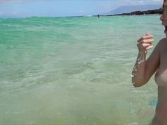 Amateur, Playa, Novia, Aceite, Al aire libre, Pov, Público, Mojado