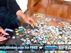 Brunette brune, Hd, Naine, Fils, Belle mère, Tabou, Tatouage, Allumeuse