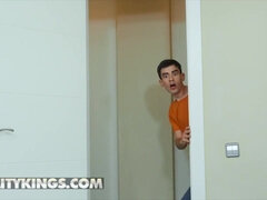 Большие сиськи, Минет, Брат, Клитор, Лизание, Мастурбация, Киски, Тату