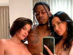 Жопа, Большая жопа, Черные, Собачьи, Ласковые ручки, Латиноамериканки, Молоденькие, Втроем