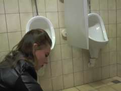 Hd, Interracial, Mère que j'aimerais baiser, Public, Plan cul à trois, Toilettes